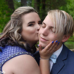 Meet your Posher, Olivia